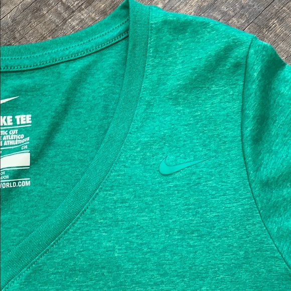Nike Dri Fit V Neck Tee - Picture 4 of 8